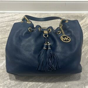 Navy blue Michael Kors shoulder bag - pebble leather, gold hardware. Gorgeous!